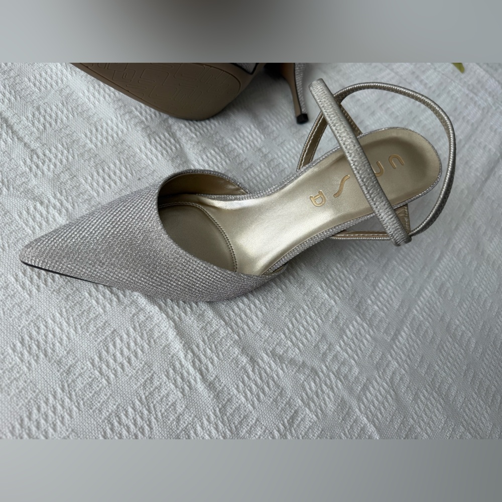 Elegant Women's Heels - Picture 8 of 10